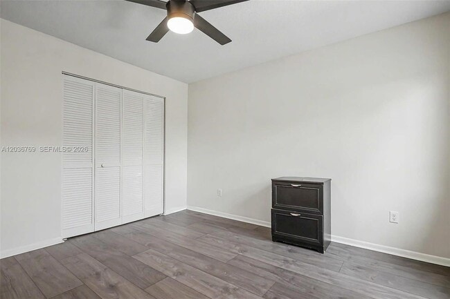Building Photo - 10994 Neptune Dr