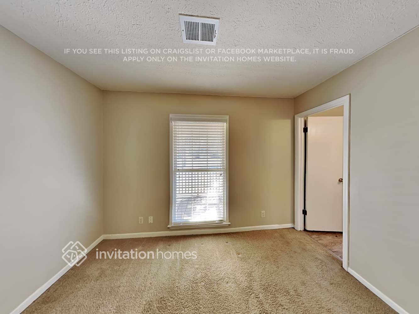 Building Photo - 5491 Four Winds Dr SW