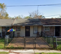 Building Photo - 4655 Ken Knight Dr N