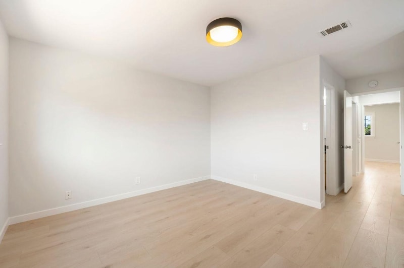 Building Photo - 480 Chinook Ln