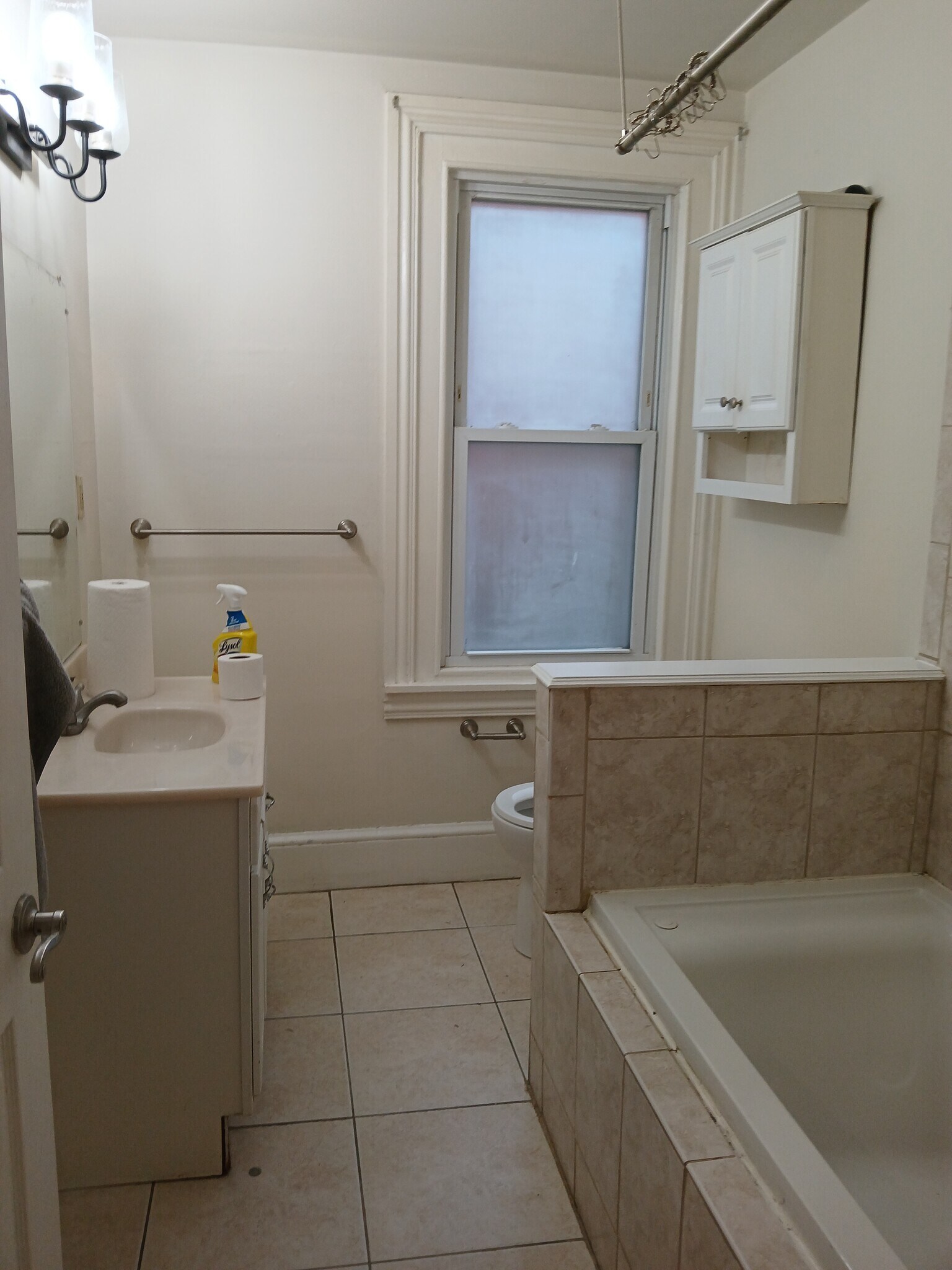Bathroom - 210 W Montgomery Ave