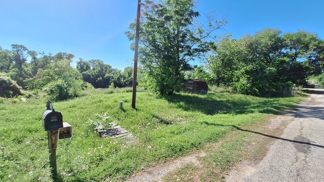 Building Photo - 175 Upper Colorado Dr