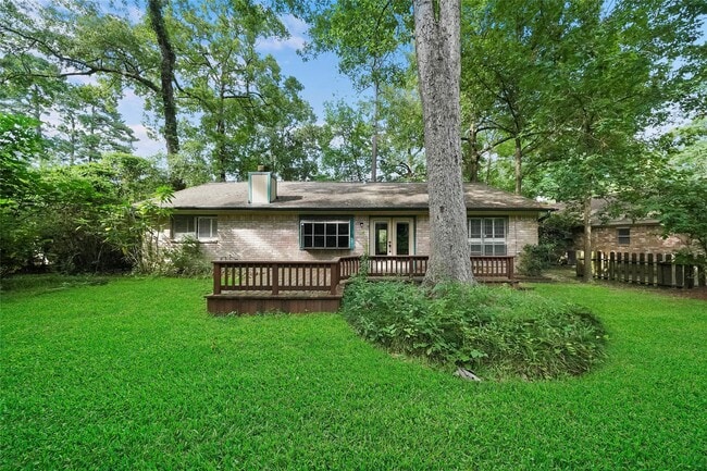 Building Photo - 3134 Village Park Dr