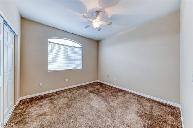 Building Photo - 75 N Valle Verde Dr