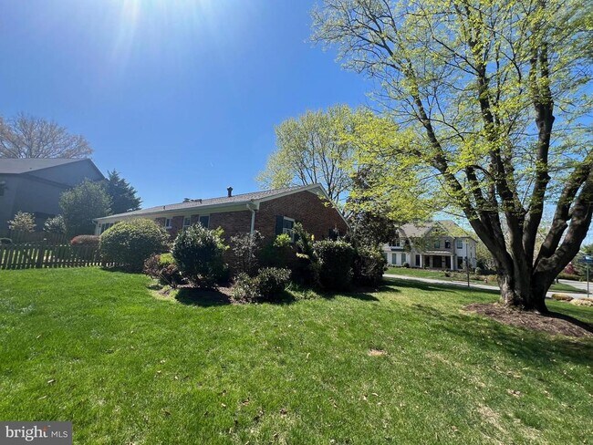 Building Photo - 1201 Allendale Rd