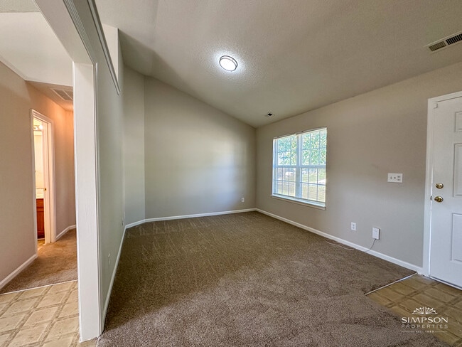 Building Photo - 7024 Davis Forest Ln