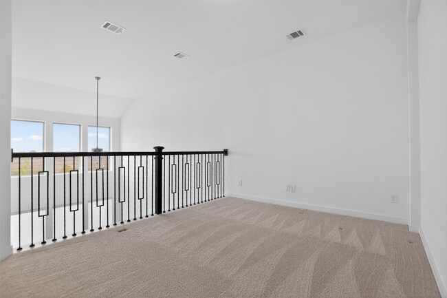 Building Photo - 16607 Lake Austin St