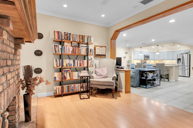 Building Photo - 22860 Ironwedge Dr