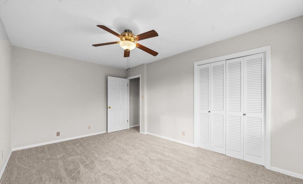 Building Photo - 7600 Teal Dr SW