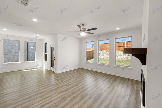 Building Photo - 225 Whitetail Dr