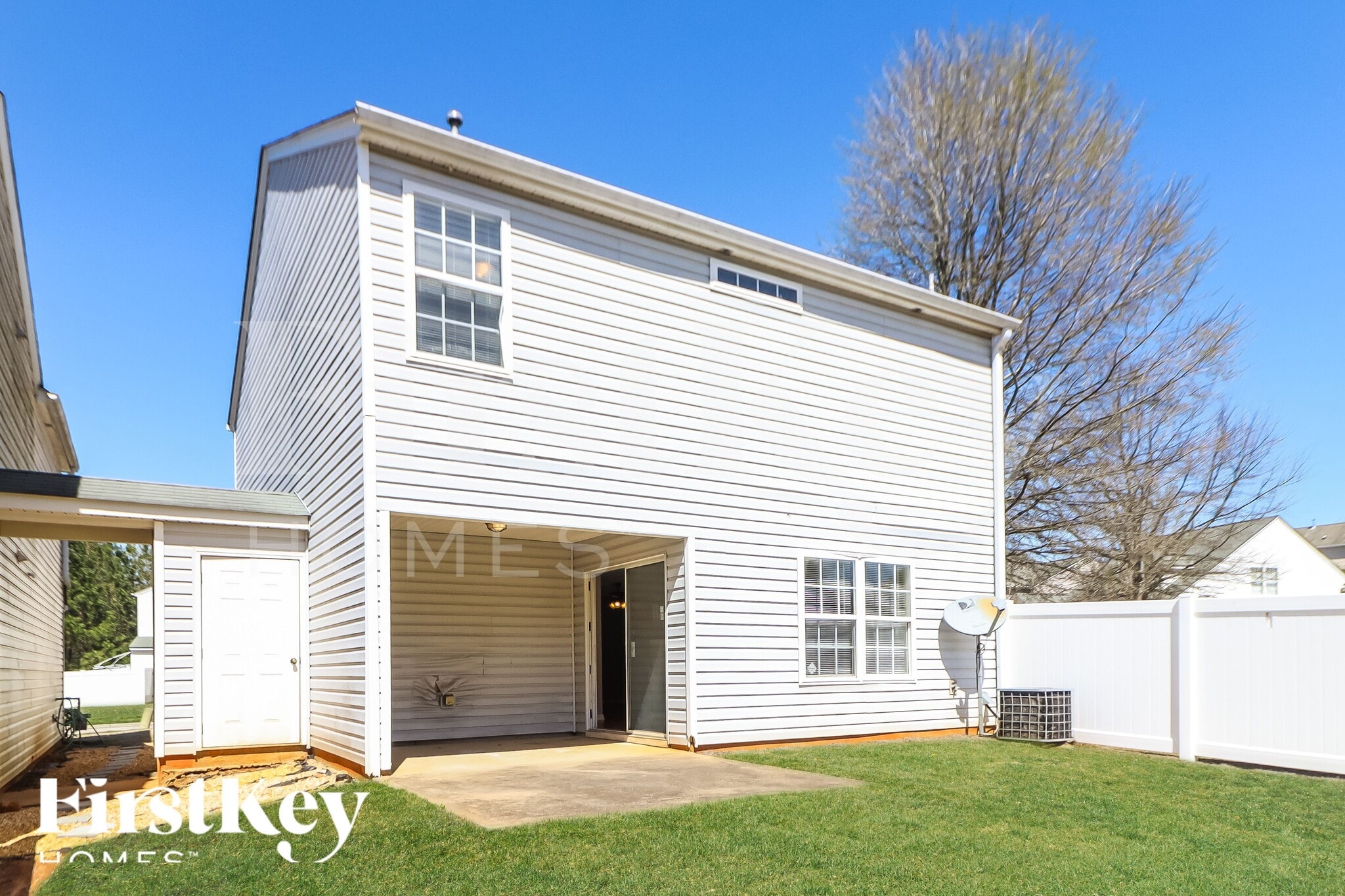 Building Photo - 5220 Sky Ridge Way