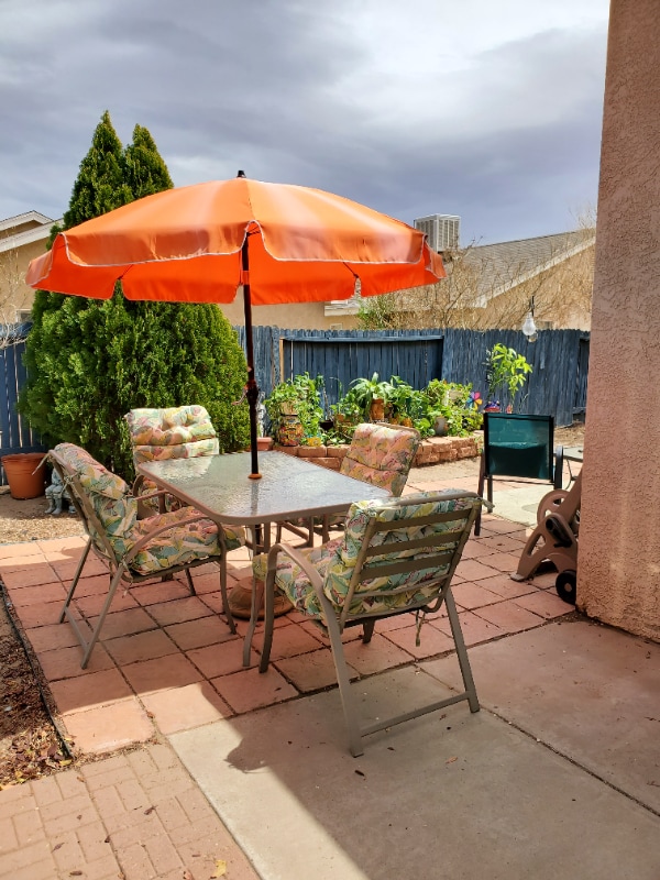 Building Photo - 332 Vista Del Angel SW