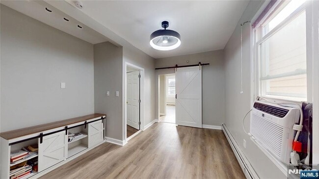 Building Photo - 277 2nd St