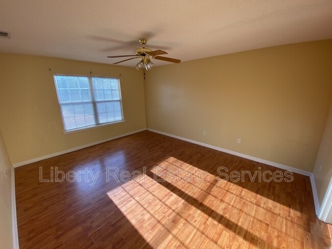 Building Photo - 197 Wayfair Ln
