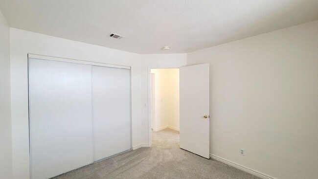Building Photo - 8016 Cimarron Ridge Dr