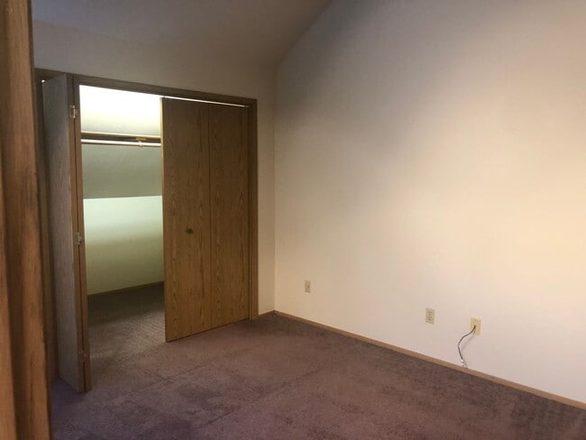 Building Photo - Location, Location, Location: Situated just two blocks south of the OSU campus!