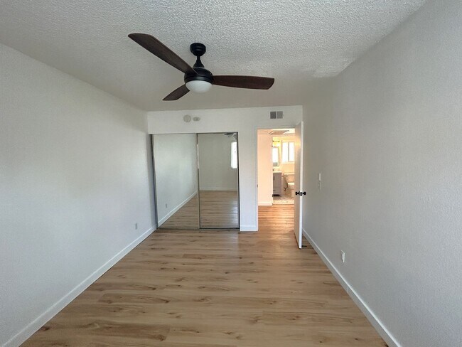 Building Photo - 8325 Spring Desert Pl