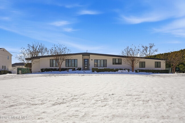 Building Photo - 107 Grant Ave