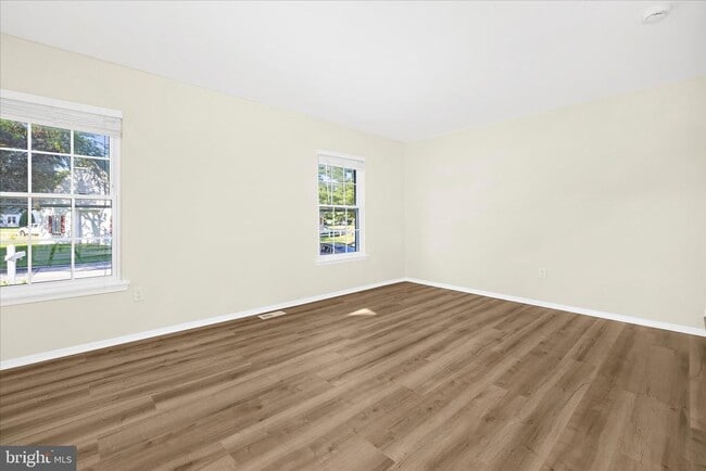 Building Photo - 8638 Gambier Harbour