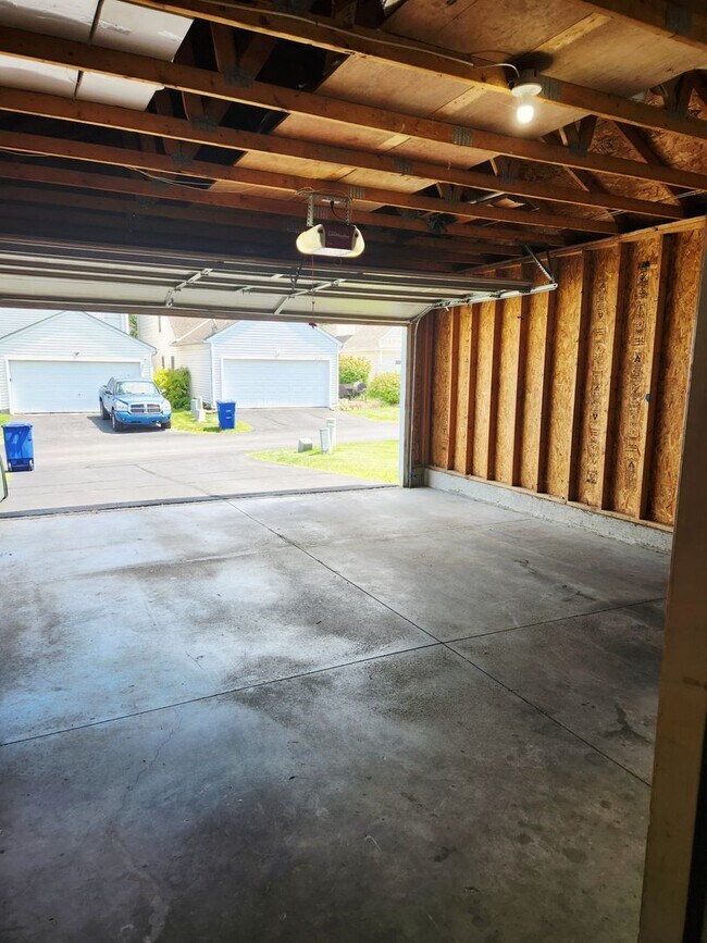 Building Photo - 8260 Carano Way