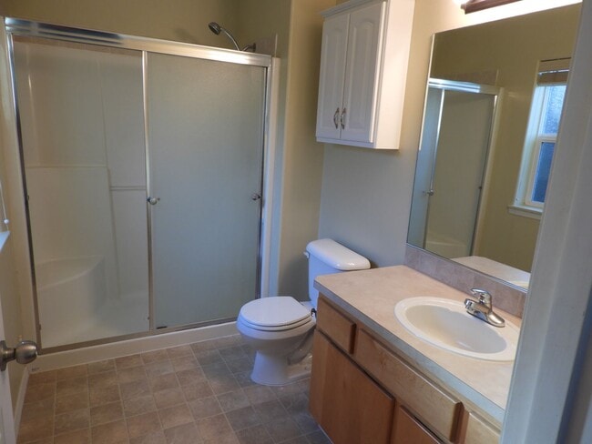 Building Photo - Cascadia Village Ranch Style Home - Moments from Downtown Sandy