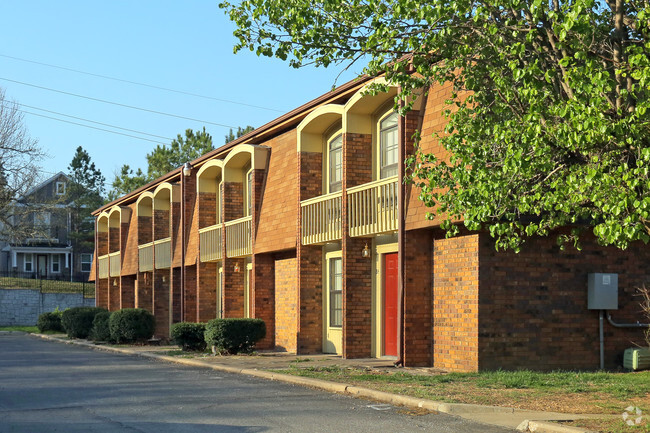 Building Photo - Delmarr Townhomes