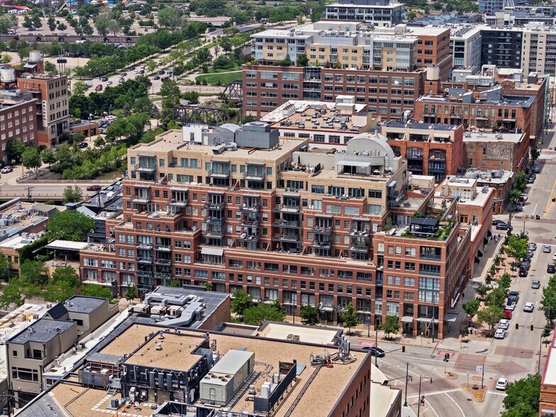 Building Photo - 1499 Blake St