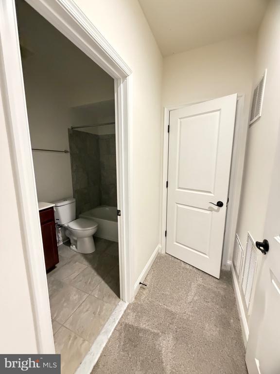 Building Photo - 3516 Timber Green Dr