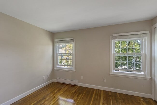 Building Photo - 159 Bedford St