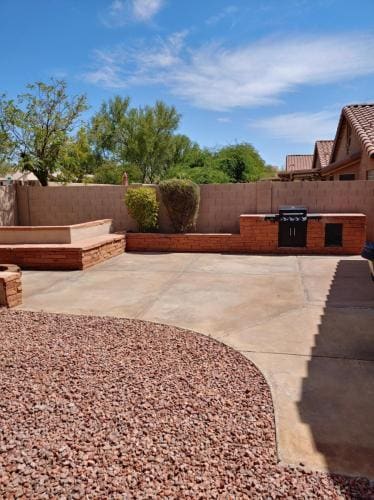 Building Photo - 7260 E Softwind Dr