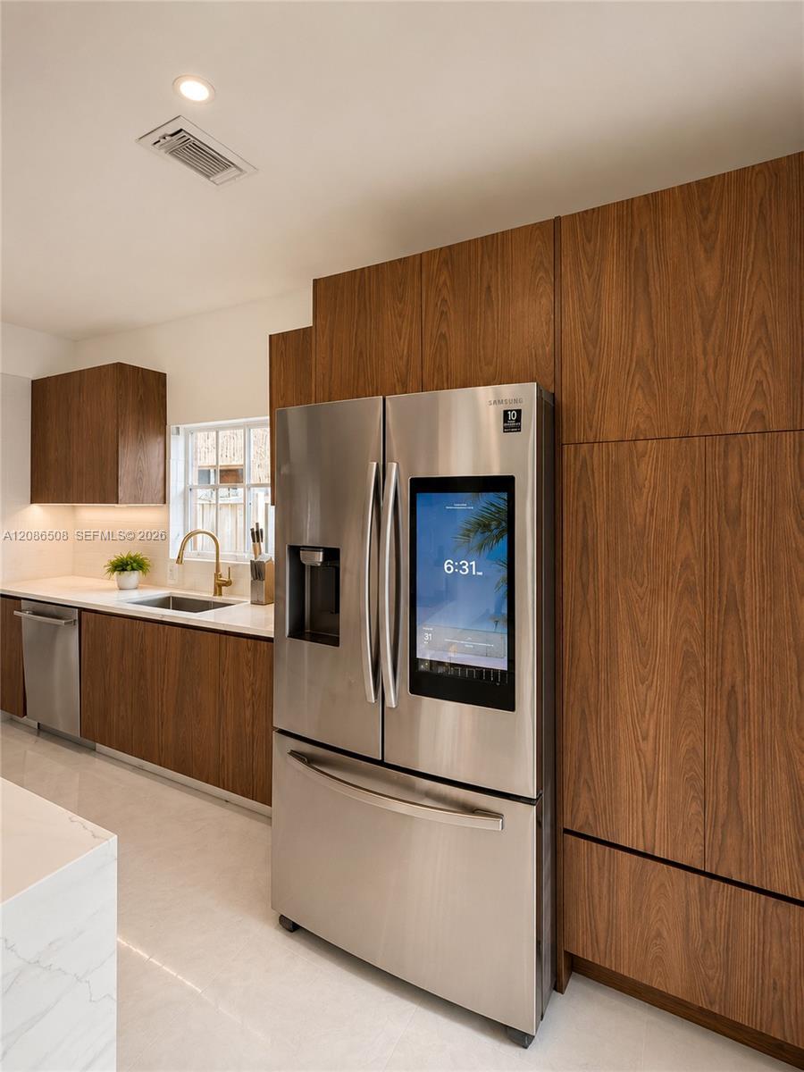 Building Photo - 23040 SW 113th Psge