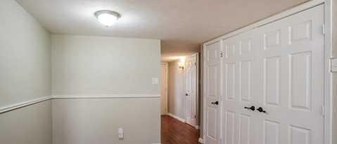 Building Photo - 2854 Canary Ln