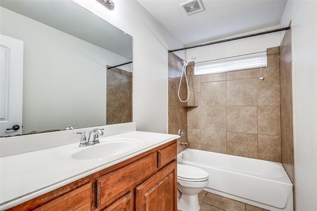 Building Photo - 1609 Sunrise Dr