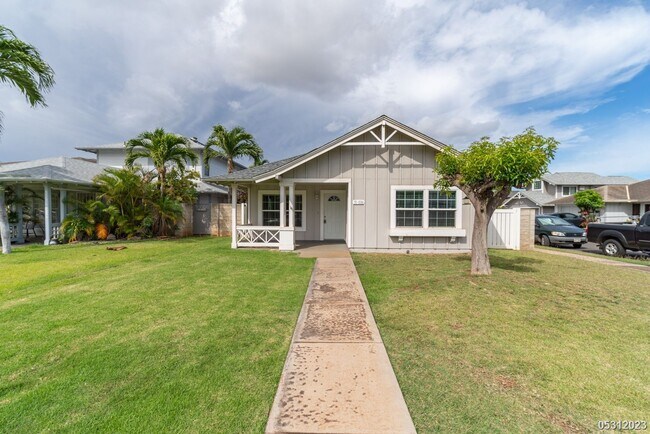 Primary Photo - $4,200 | 3br/2ba Single Family Home in Kum...