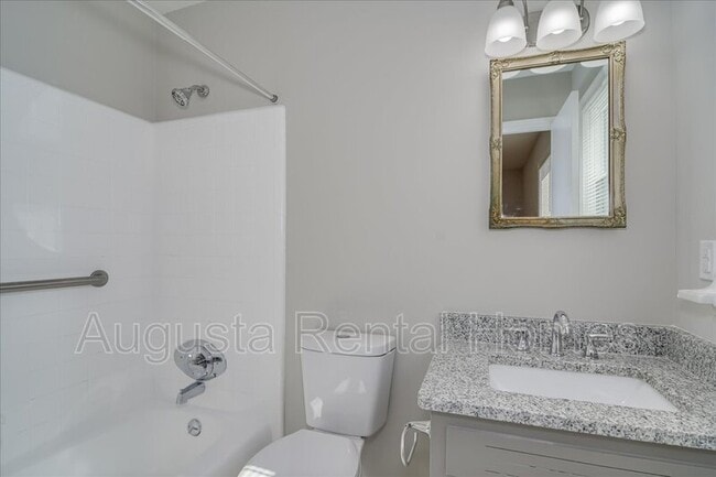 Building Photo - 3210 Trailwood Ct