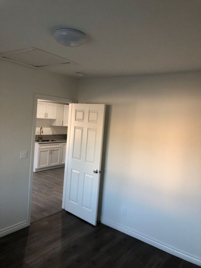 Building Photo - Newly Remodeled 2 Br 1 Ba Addition Perched...