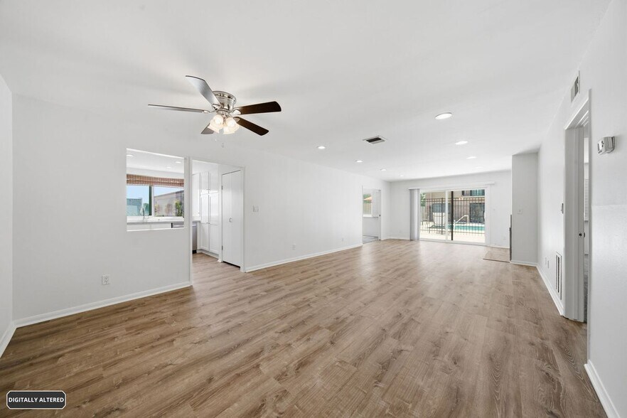 Building Photo - 12400 Montecito Rd