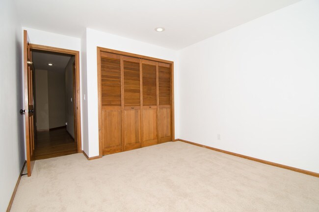 Building Photo - 17603 NE 108th Way