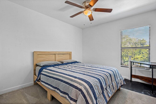 Building Photo - 4111 Plum Tree Ln