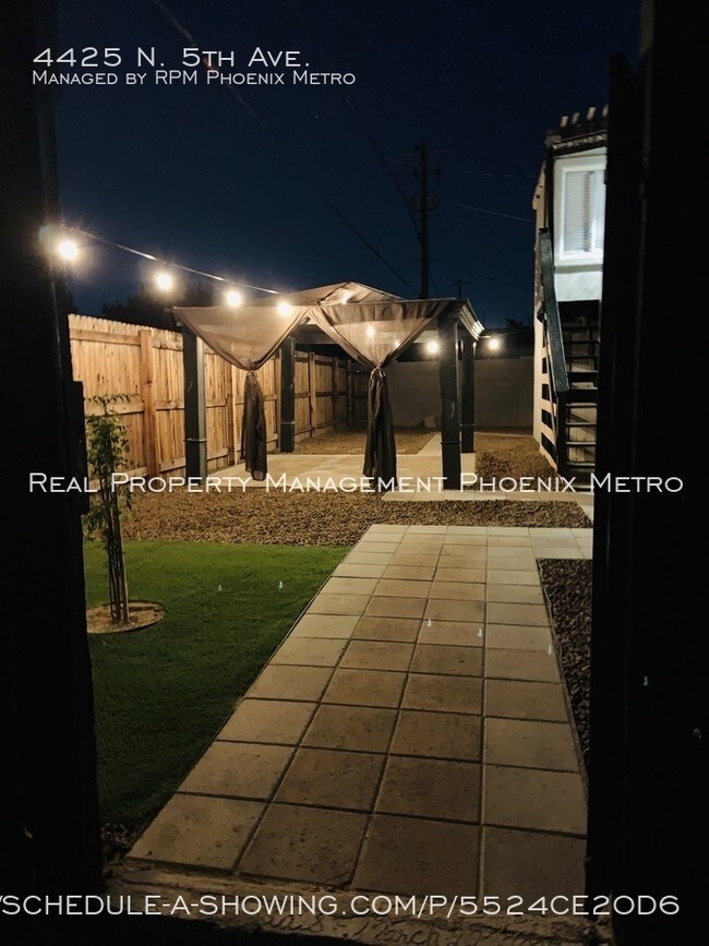 Building Photo - UPTOWN HOME WITH PRIVATE YARD!
