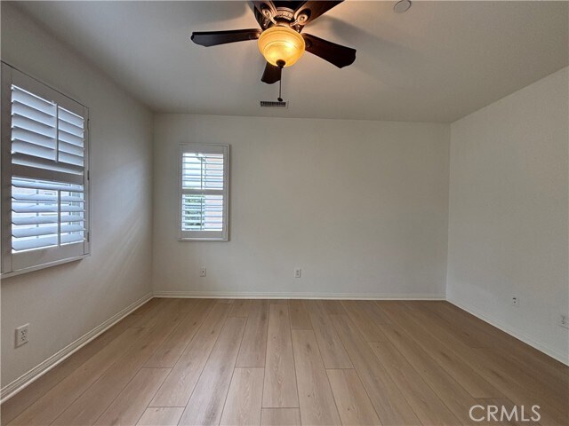 Building Photo - 50 Herringbone