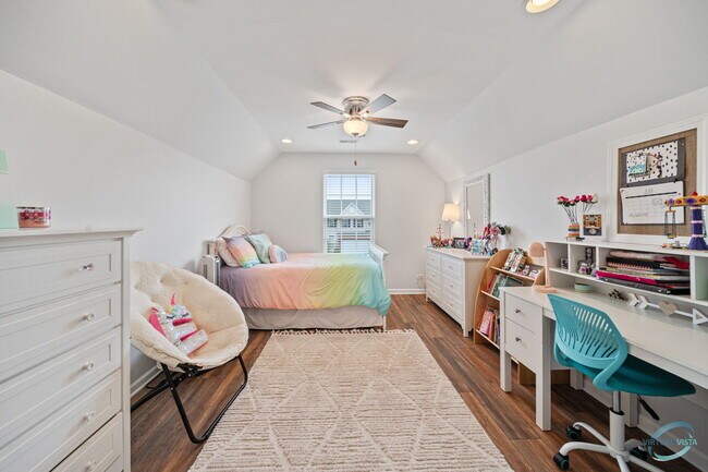 Building Photo - 12908 White Pine Way