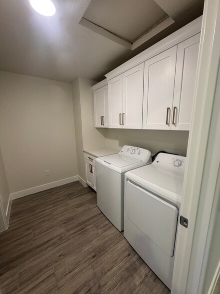 Building Photo - 51 S 4375 W