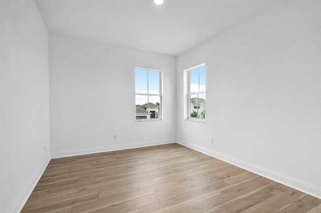 Building Photo - 12289 Waterstone Cir