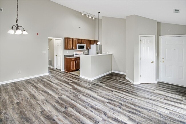 Building Photo - 139 Stonewall Creek Dr