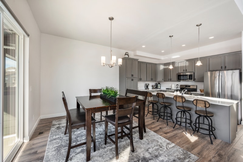 Building Photo - 12732 N Belaview Wy