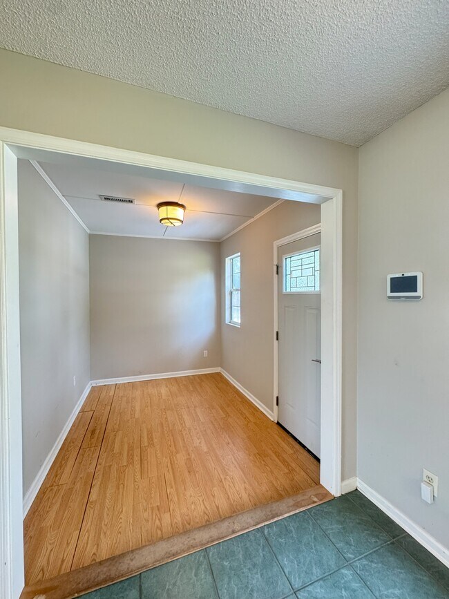 Building Photo - 316 Indigo Rd