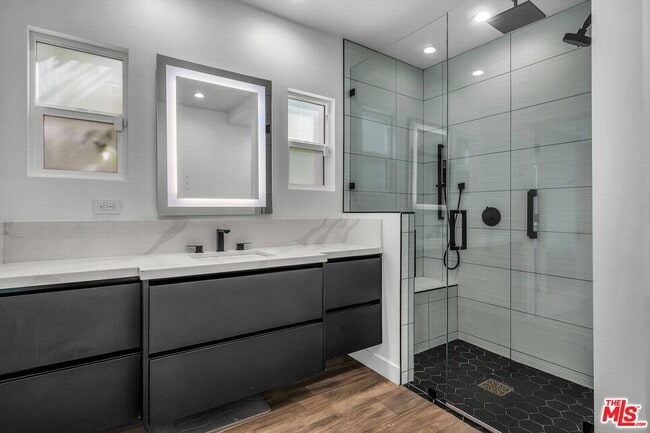 Building Photo - 9343 W Olympic Blvd