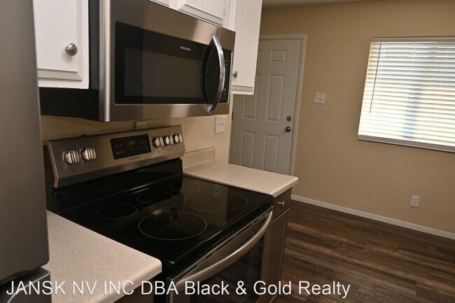 Building Photo - 2 br, 1 bath House - 2514 McCarran St. #2