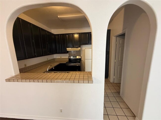 Building Photo - 2601 Alcott Ln